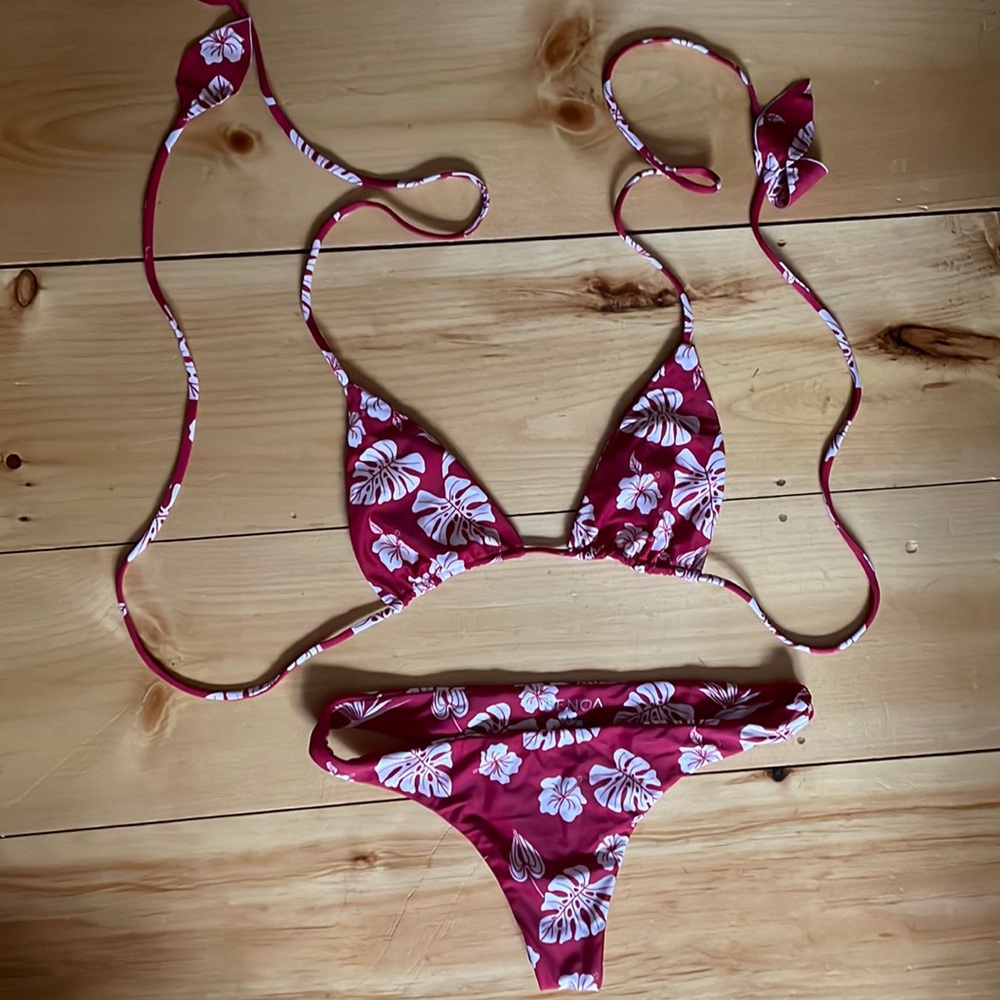 Benoa 90s baby bikini set